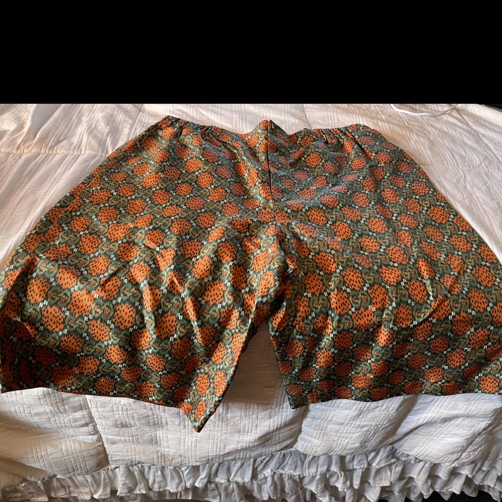 Gucci logo shorts